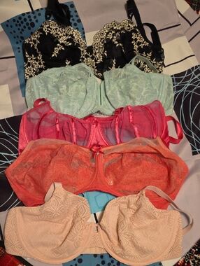 Mixed Lace Underwire Bra Set - Blk, Mint, Pink, Coral, Mauve. 40D, Wacoal- Auden